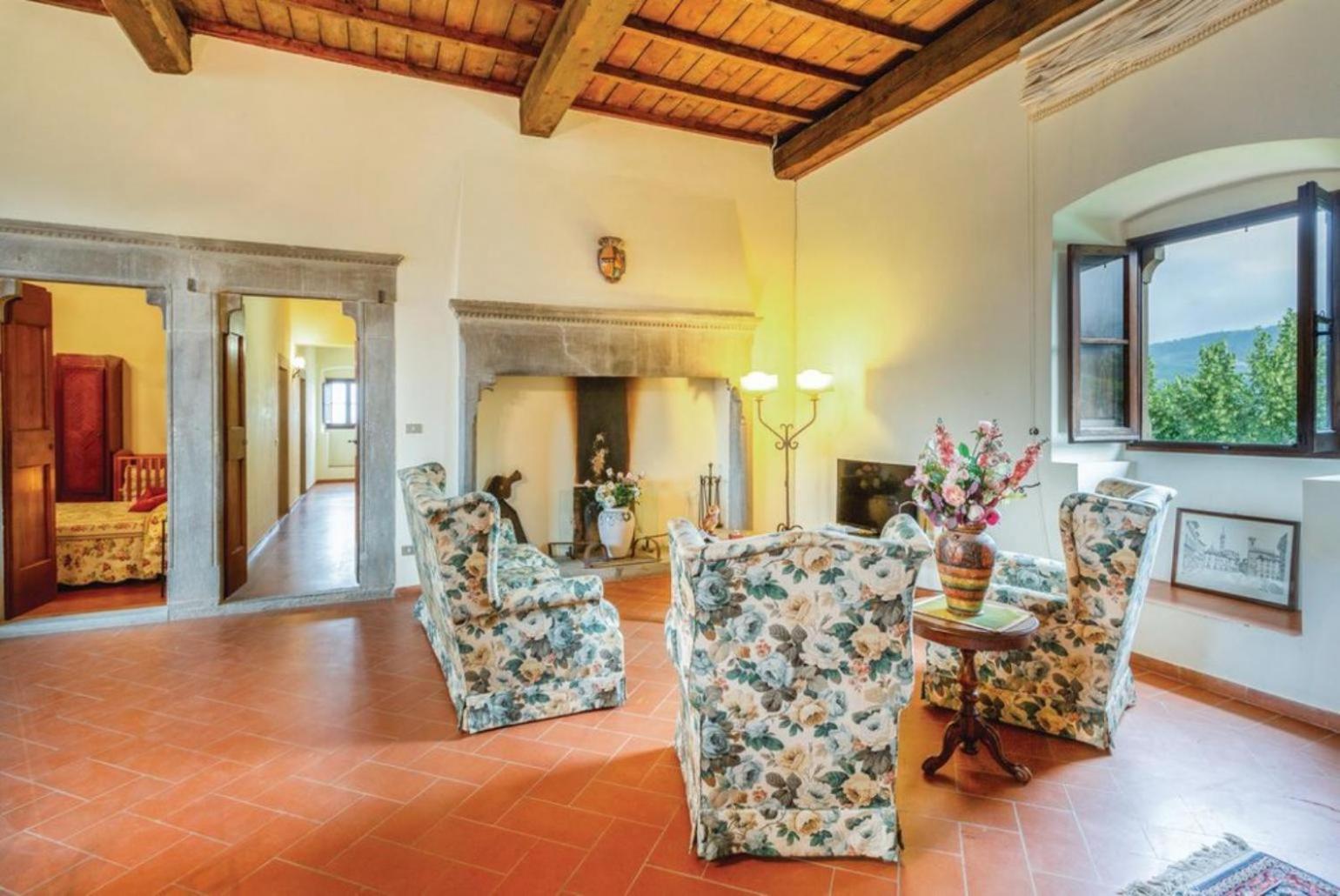 Villa Il Castello Ortignano Raggiolo Luaran gambar