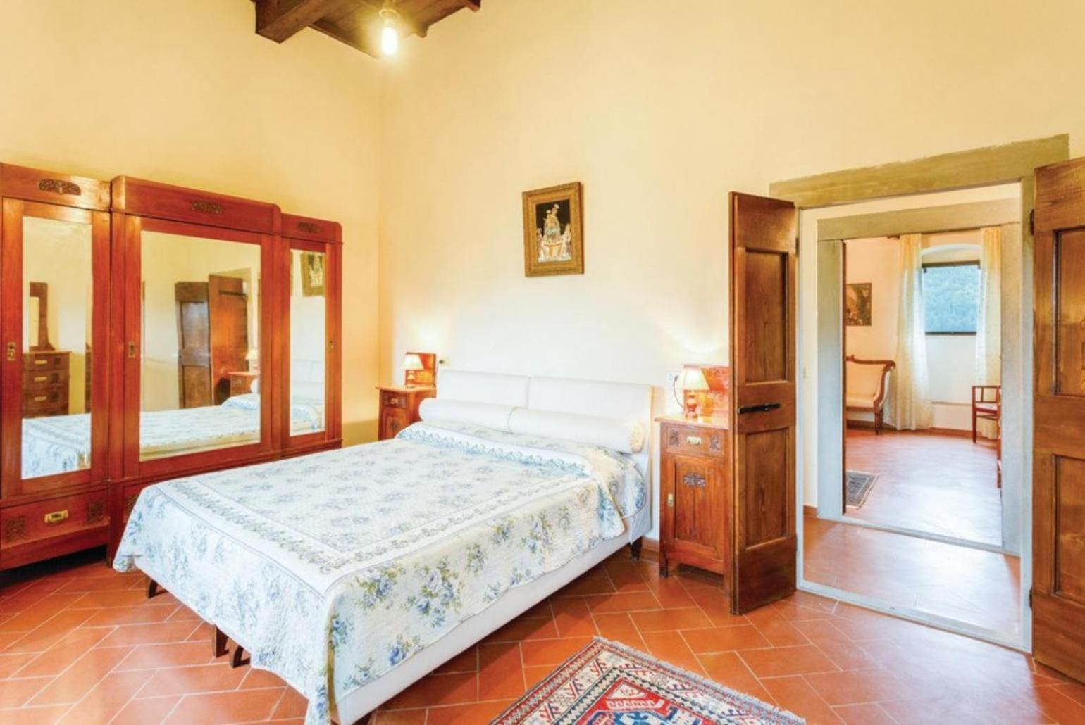 Villa Il Castello Ortignano Raggiolo Luaran gambar