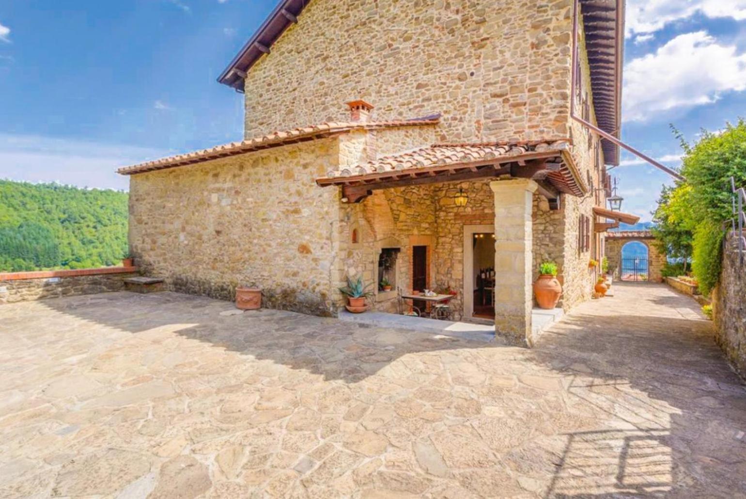 Villa Il Castello Ortignano Raggiolo Luaran gambar
