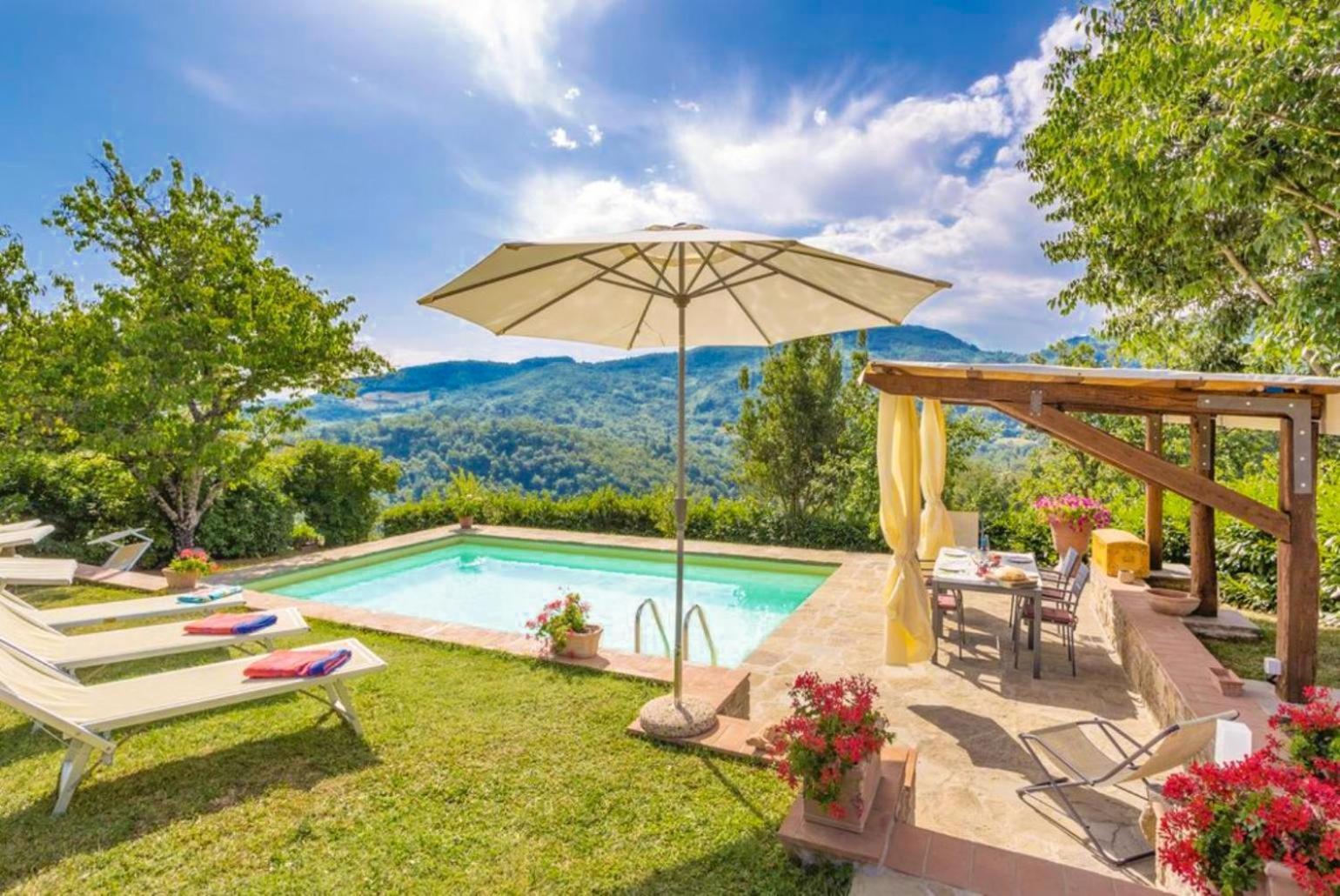 Villa Il Castello Ortignano Raggiolo Luaran gambar
